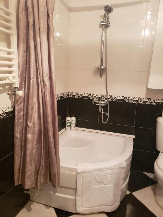 Lileo Apartment Tsalka Екстериор снимка